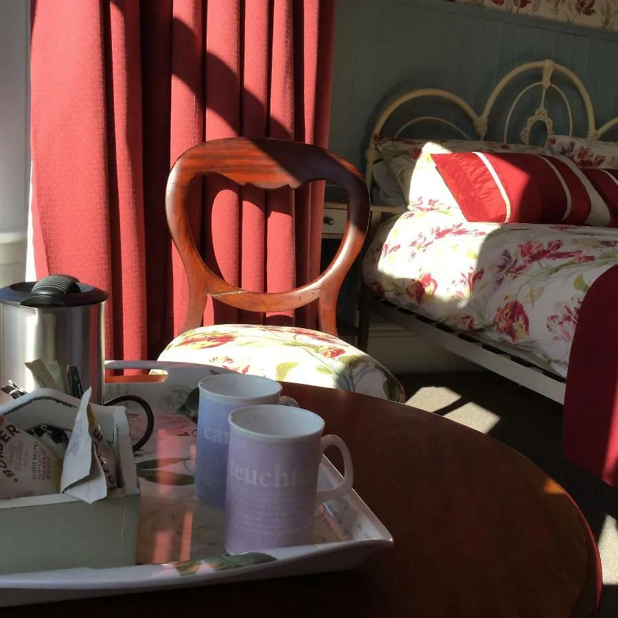 Alberta Guest House Dundee 0*,