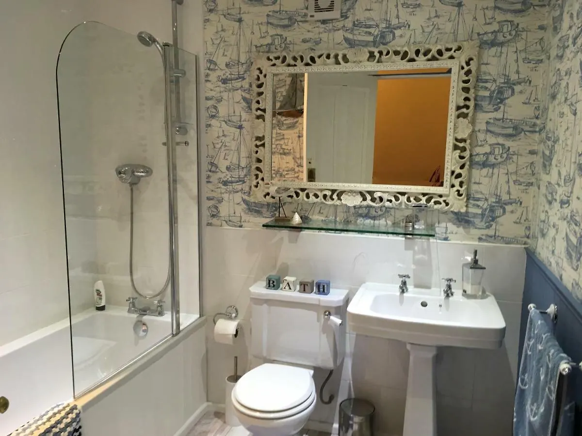 Alberta Guest House Данди 0*,