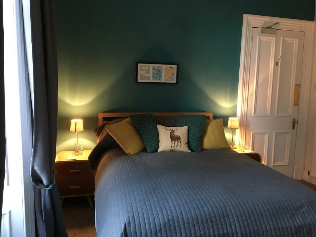 Alberta Guest House Dundee Panzió